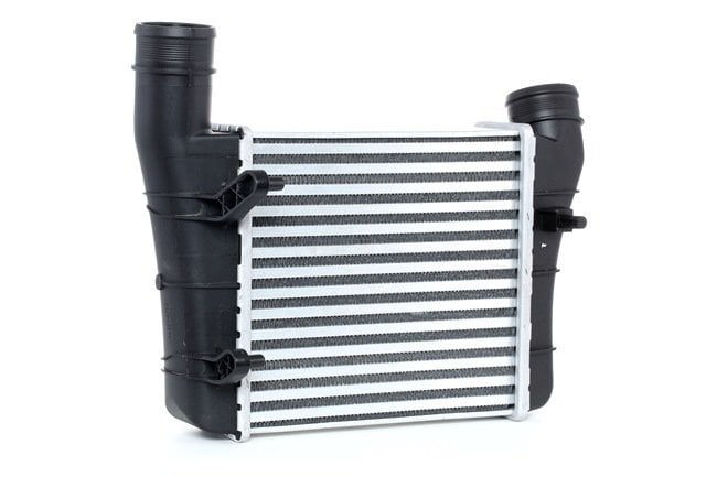 SOĞUTMA-RADYATÖR INTERCOOLER TWP_Germany / A4 01-05 A6 02-05 AWX-AVF-AVB-BKE 1.9 TDI /