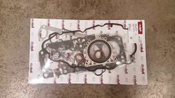 CONTA-MOTOR TAKIM ÜST ( Sil.Kap.Conta Flanş Keçe Dahil ) VIKA / GO4-BO-OCT-TO-LE-A3 1.9 AGR-ALH-AHF